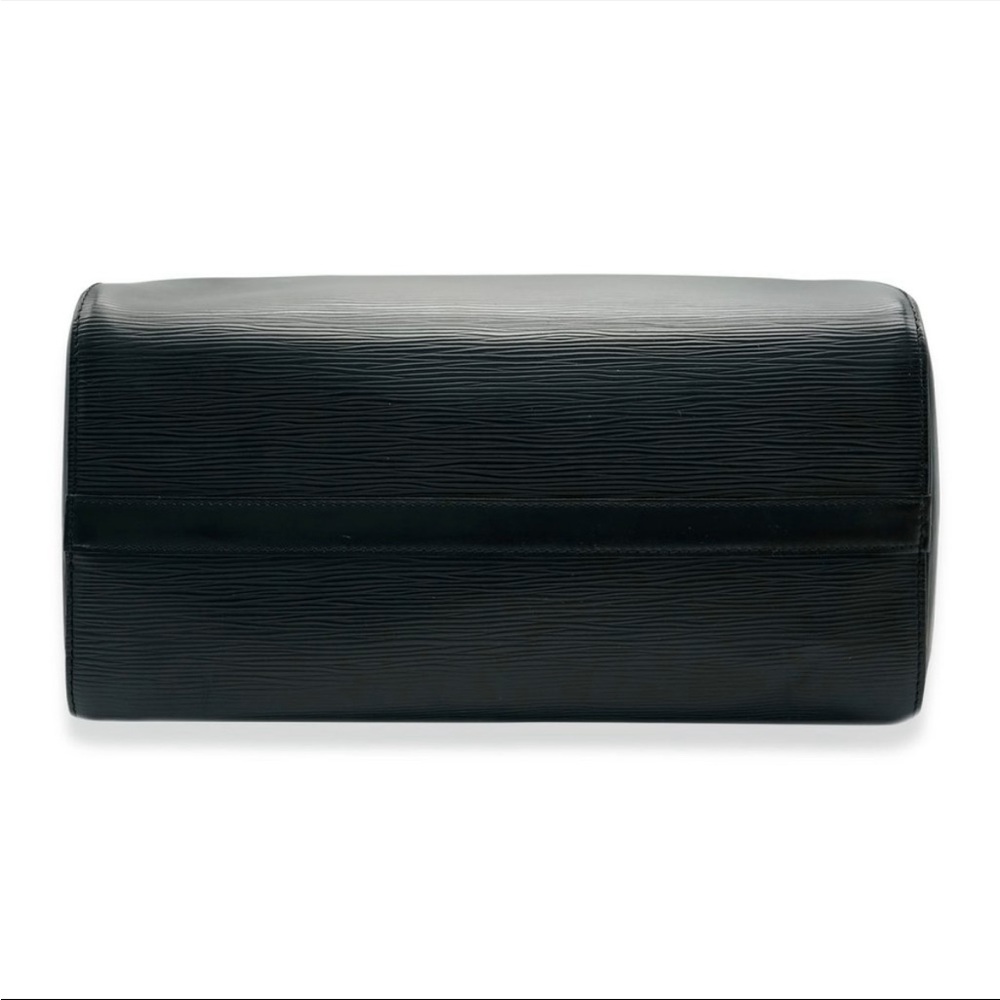 LOUIS VUITTON Epi Speedy 40 in Black - Picture 12 of 14